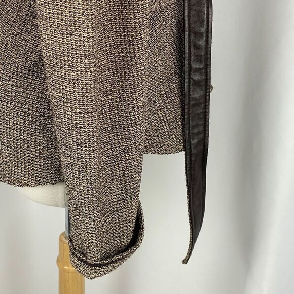 St John Tan tweed knit blazer w/ leather lined belt - Picture 6 of 9